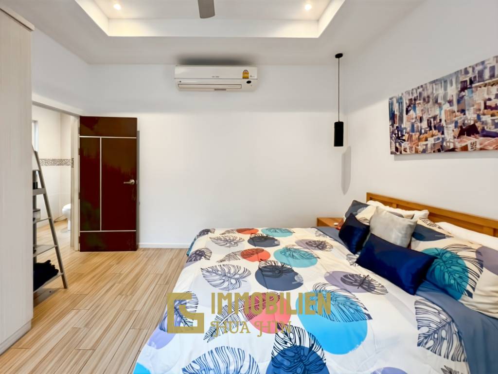 Großes Grundstück / 4 Schlafzimmer und 4 Bäder