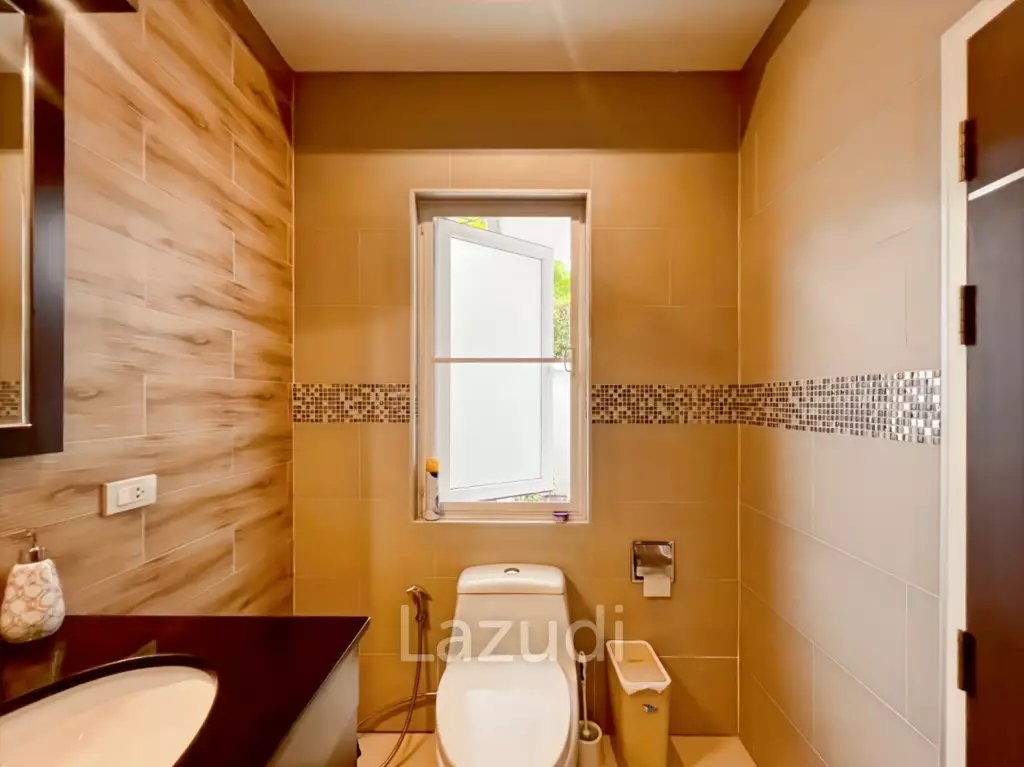 Mali Prestige - 4 Bedroom Corner Plot with Private Pool