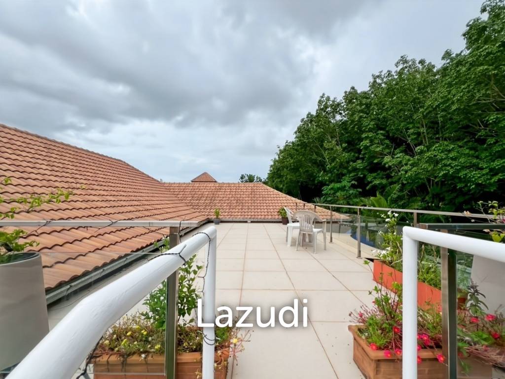Mali Prestige - 4 Bedroom Corner Plot with Private Pool