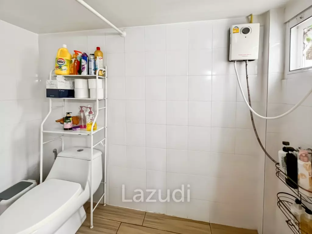 Mali Prestige - 4 Bedroom Corner Plot with Private Pool