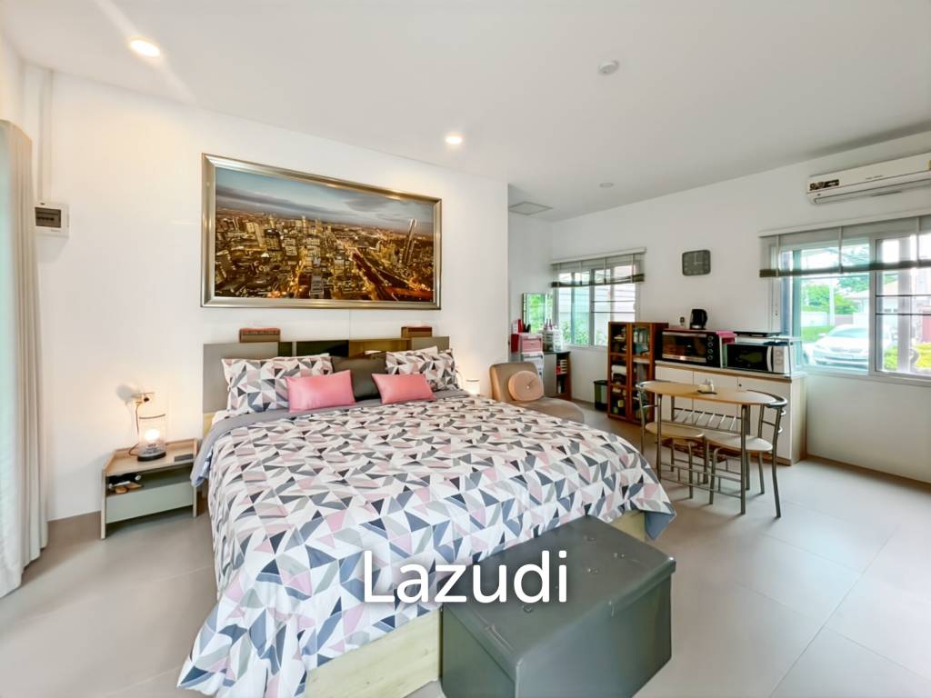 Mali Prestige - 4 Bedroom Corner Plot with Private Pool