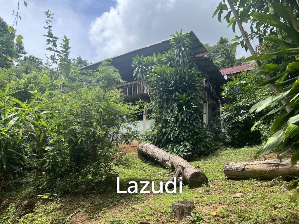 4 Rai of Land for sale on a hill near Huai Pla Kang Temple.