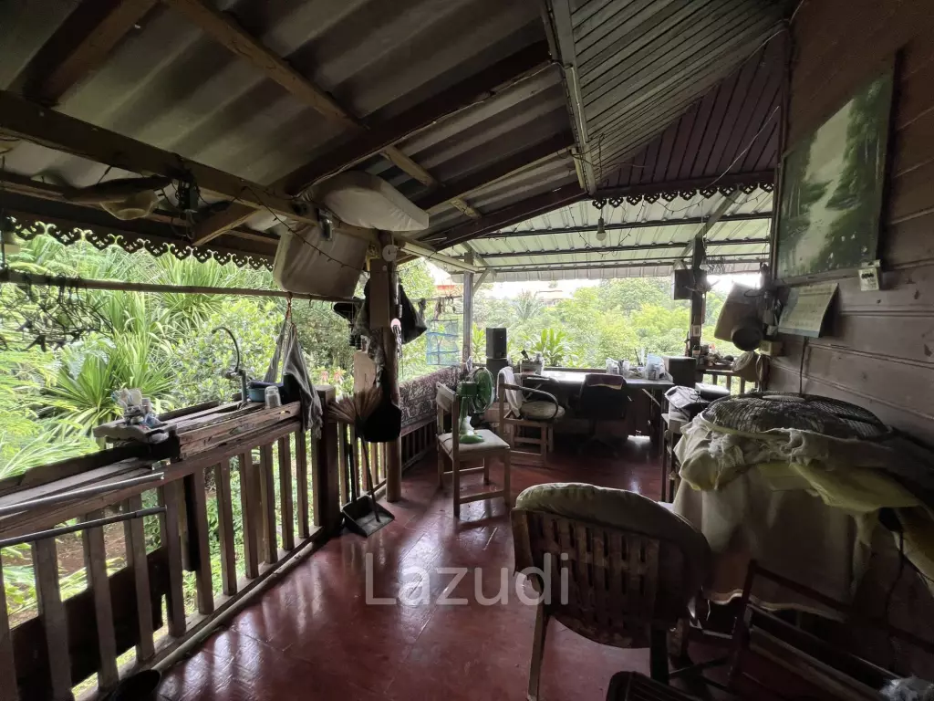 4 Rai of Land for sale on a hill near Huai Pla Kang Temple.