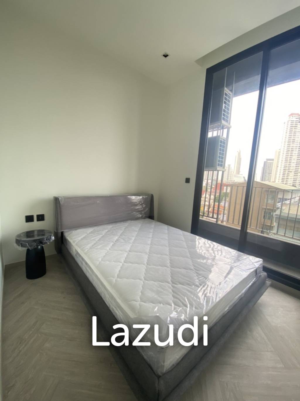 1 Bedroom 1 Bathroom 34 Sq.m Chapter Charoennakorn-Riverside
