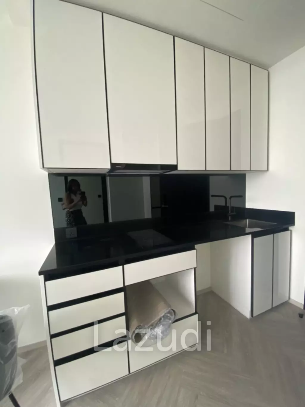 1 Bedroom 1 Bathroom 34 Sq.m Chapter Charoennakorn-Riverside