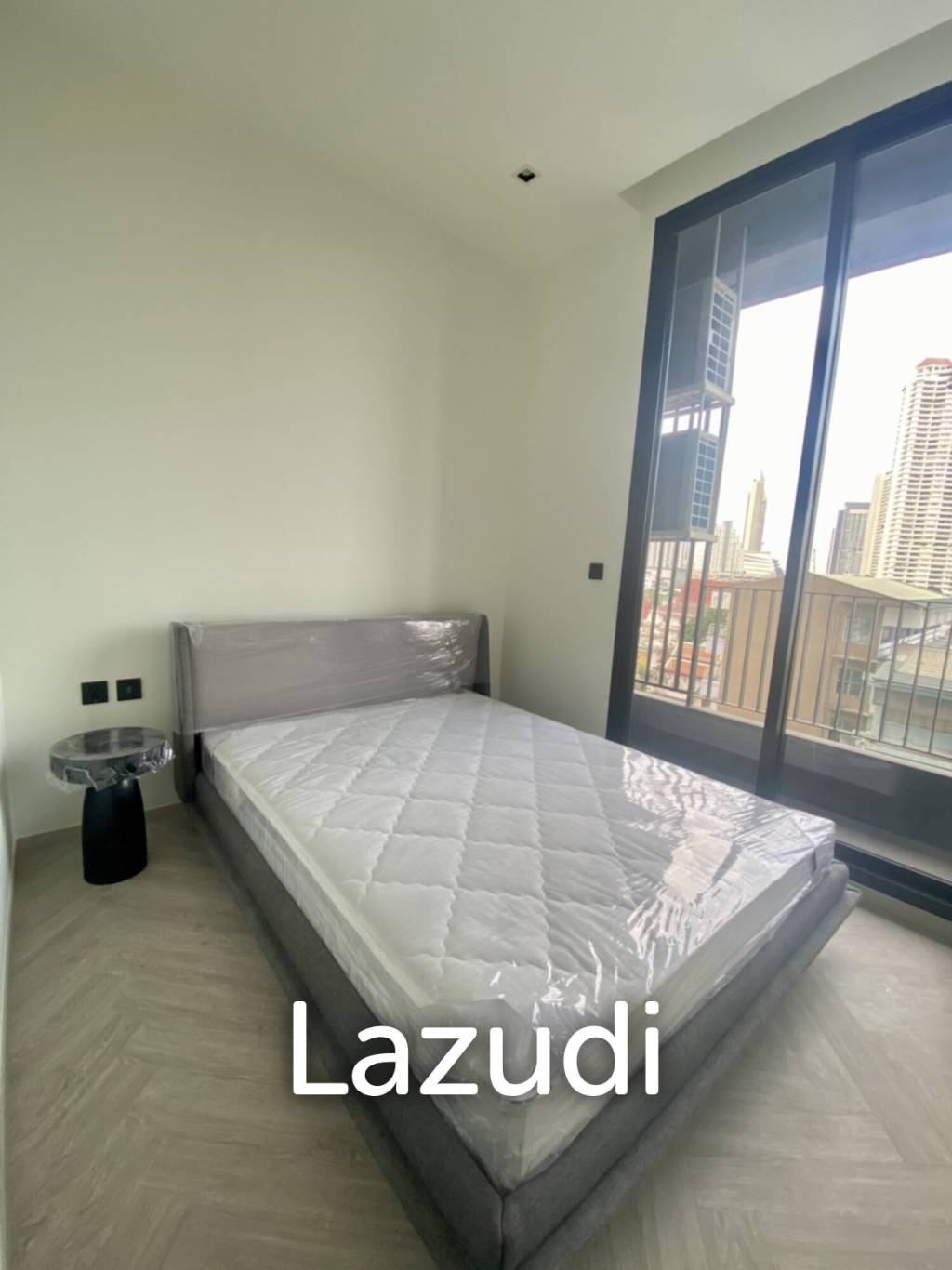 1 Bedroom 1 Bathroom 34 Sq.m Chapter Charoennakorn-Riverside