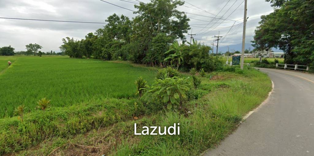 109 Rai Land for Sale Close to Phahonyothin Rd. in Mae Lao