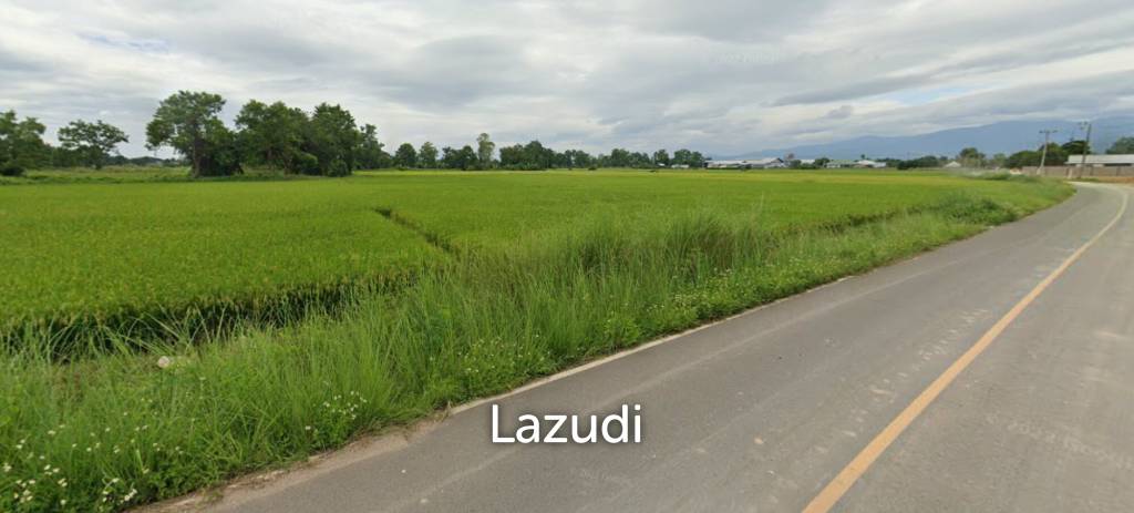 109 Rai Land for Sale Close to Phahonyothin Rd. in Mae Lao