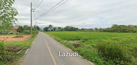 109 Rai Land for Sale Close to Phahonyothin Rd. in Mae Lao