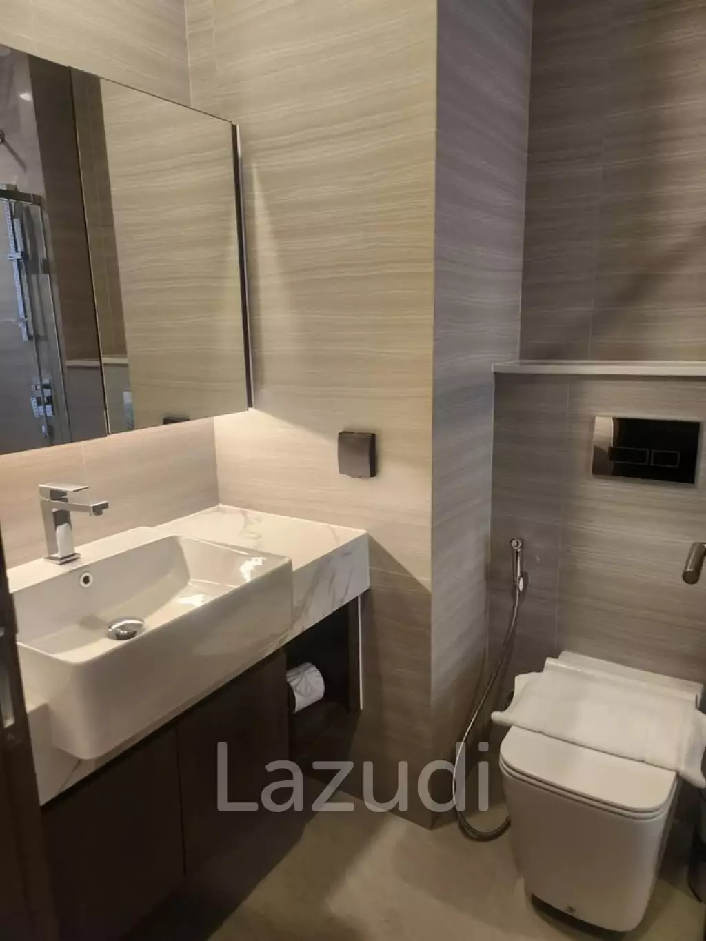 1 Bed 1 Bath 32 SQ.M Park Origin Thonglor