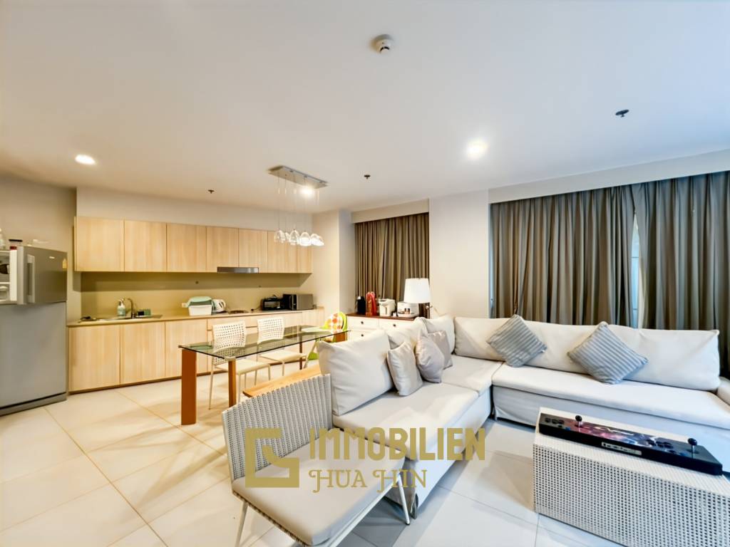 คอนโด 2 ห้องนอนริมสระว่ายน้ำที่ Baan Thew Talay Aqua Marine