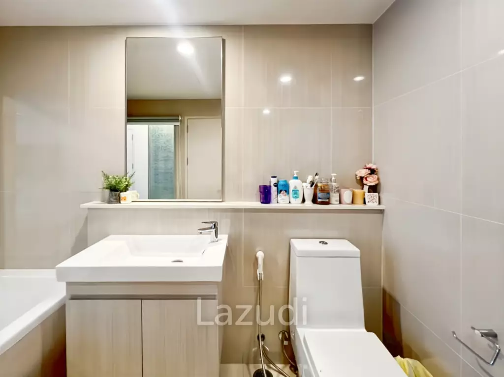 Oceanfront - Pool Access 2 Bedroom Condo in Baan Thew Talay Aqua Marine