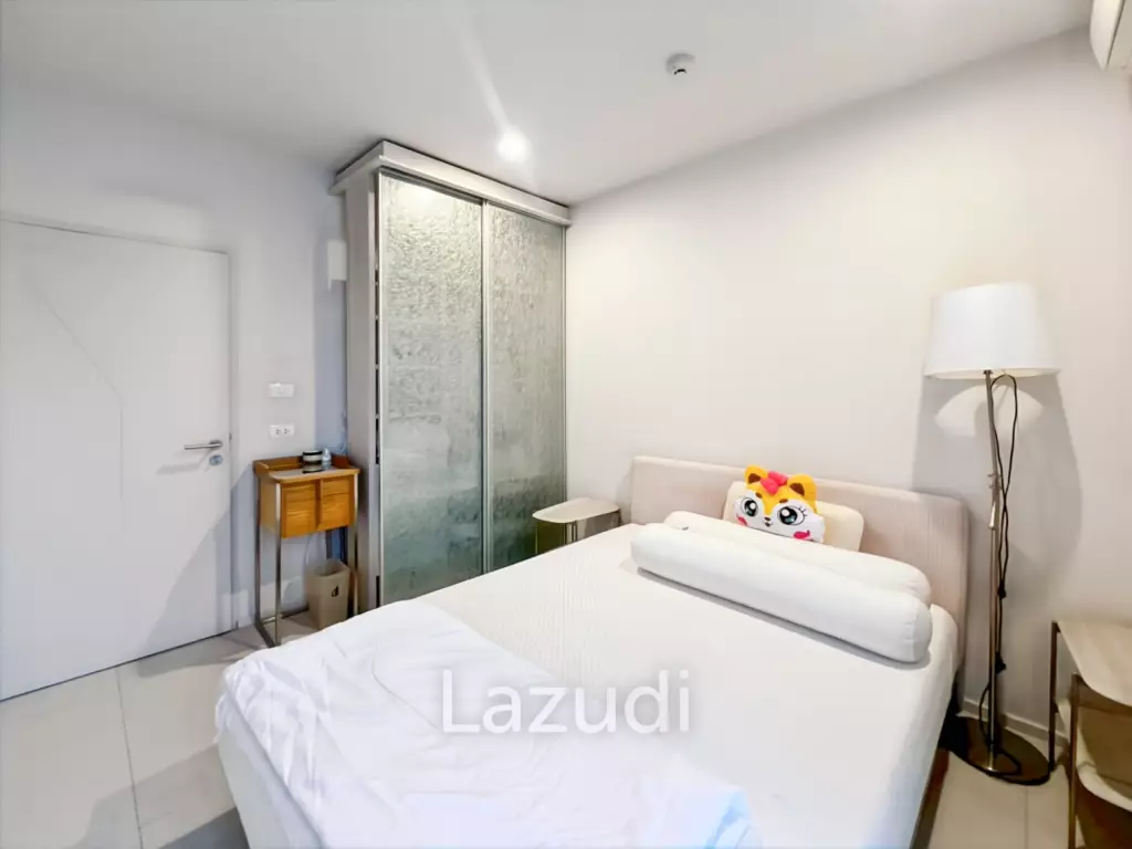 Oceanfront - Pool Access 2 Bedroom Condo in Baan Thew Talay Aqua Marine