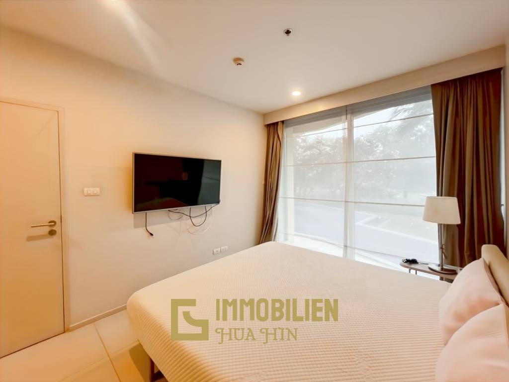 คอนโด 2 ห้องนอนริมสระว่ายน้ำที่ Baan Thew Talay Aqua Marine