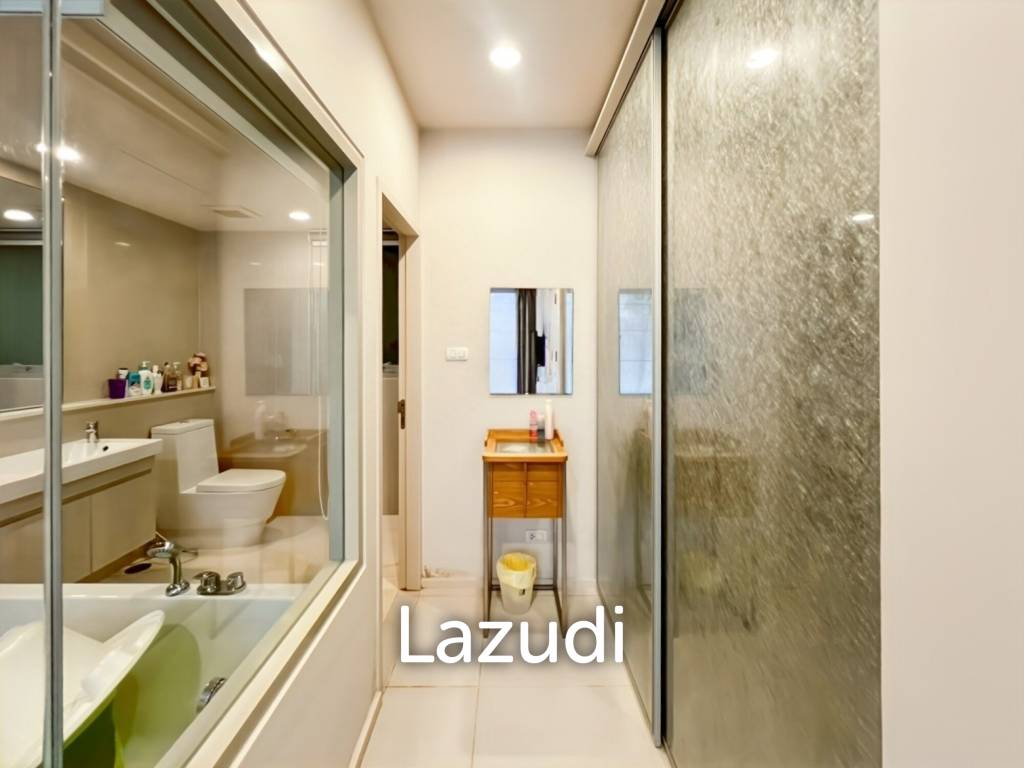 Oceanfront - Pool Access 2 Bedroom Condo in Baan Thew Talay Aqua Marine