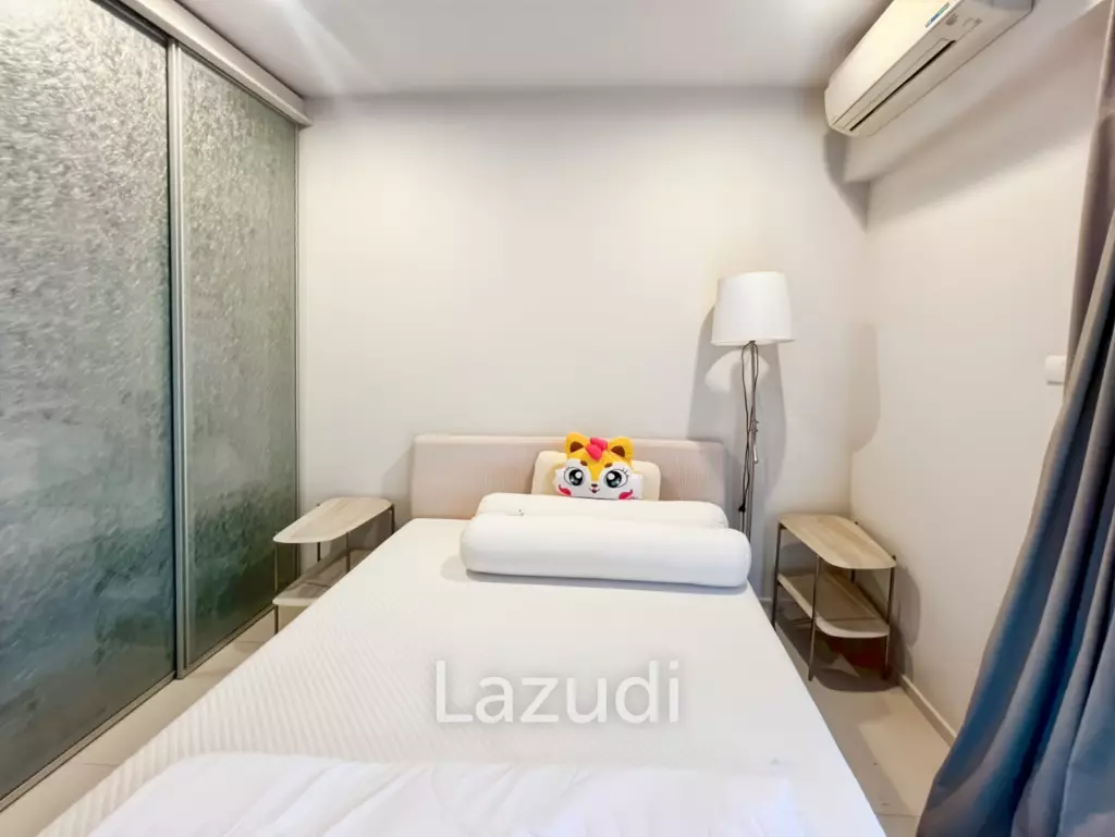 Oceanfront - Pool Access 2 Bedroom Condo in Baan Thew Talay Aqua Marine