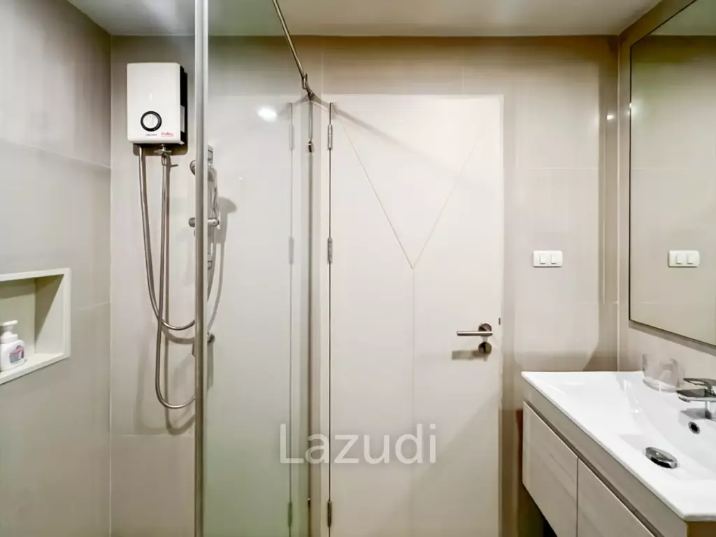 Oceanfront - Pool Access 2 Bedroom Condo in Baan Thew Talay Aqua Marine