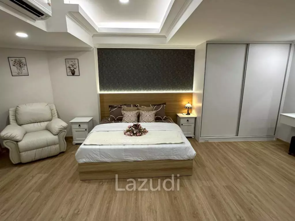 2 Bedrooms 2 Bathrooms 117 SQ.M. View Talay 2