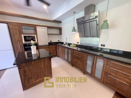 Bali-Thai Stil / Strandnah / Mauerfrei zwischen den Grundstücken