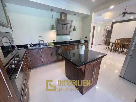 Bali-Thai Stil / Strandnah / Mauerfrei zwischen den Grundstücken