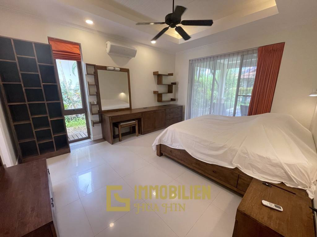 Bali-Thai Stil / Strandnah / Mauerfrei zwischen den Grundstücken