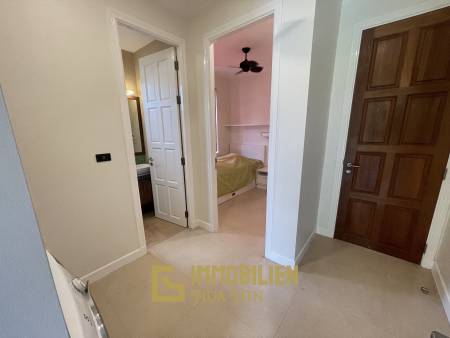 Bali-Thai Stil / Strandnah / Mauerfrei zwischen den Grundstücken