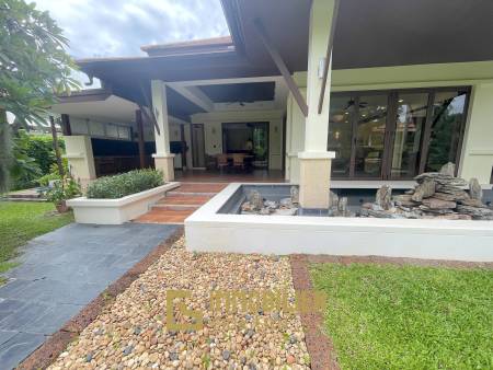 Bali-Thai Stil / Strandnah / Mauerfrei zwischen den Grundstücken