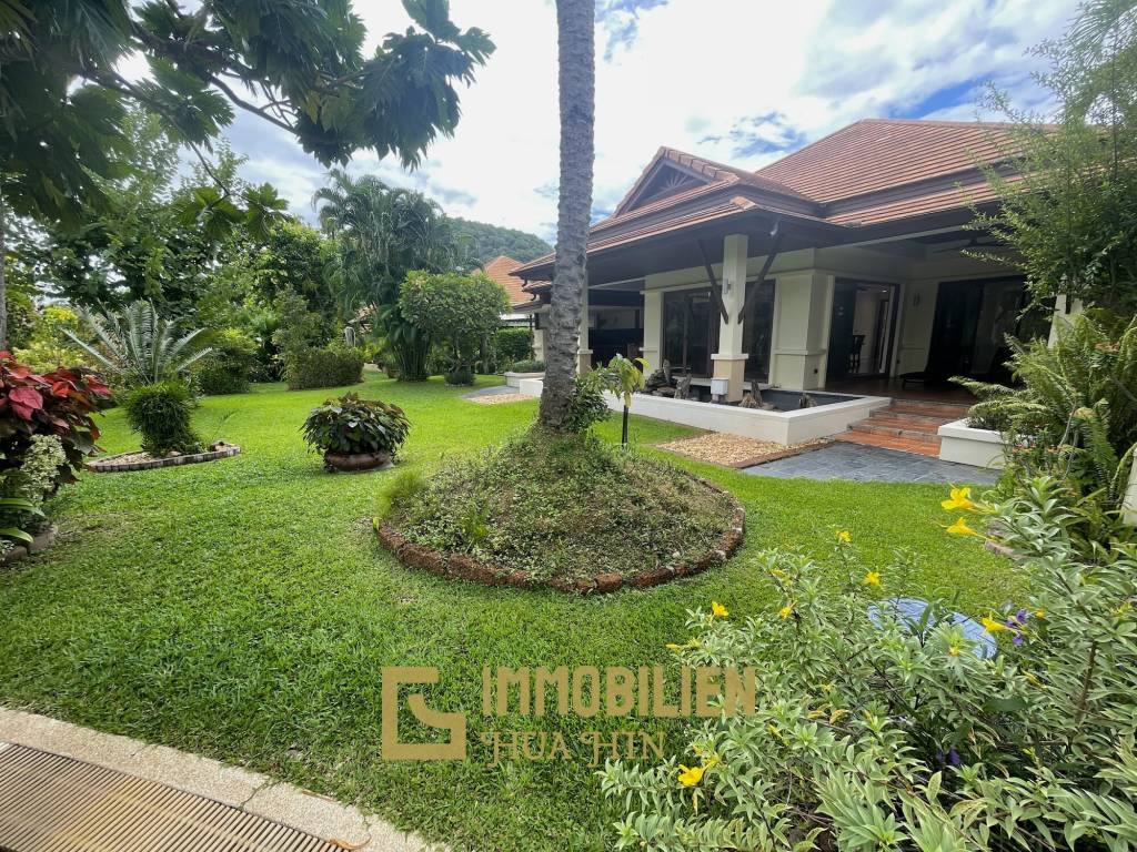 Bali-Thai Stil / Strandnah / Mauerfrei zwischen den Grundstücken