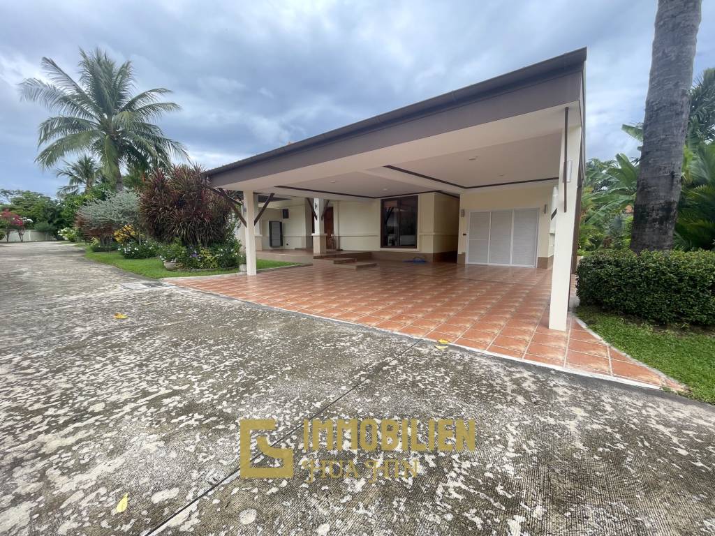 Bali-Thai Stil / Strandnah / Mauerfrei zwischen den Grundstücken