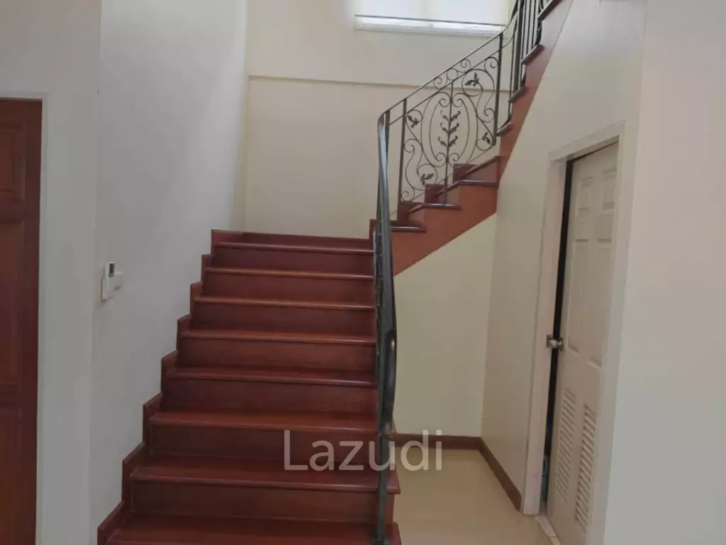 5bed 5bath pool villa for rent