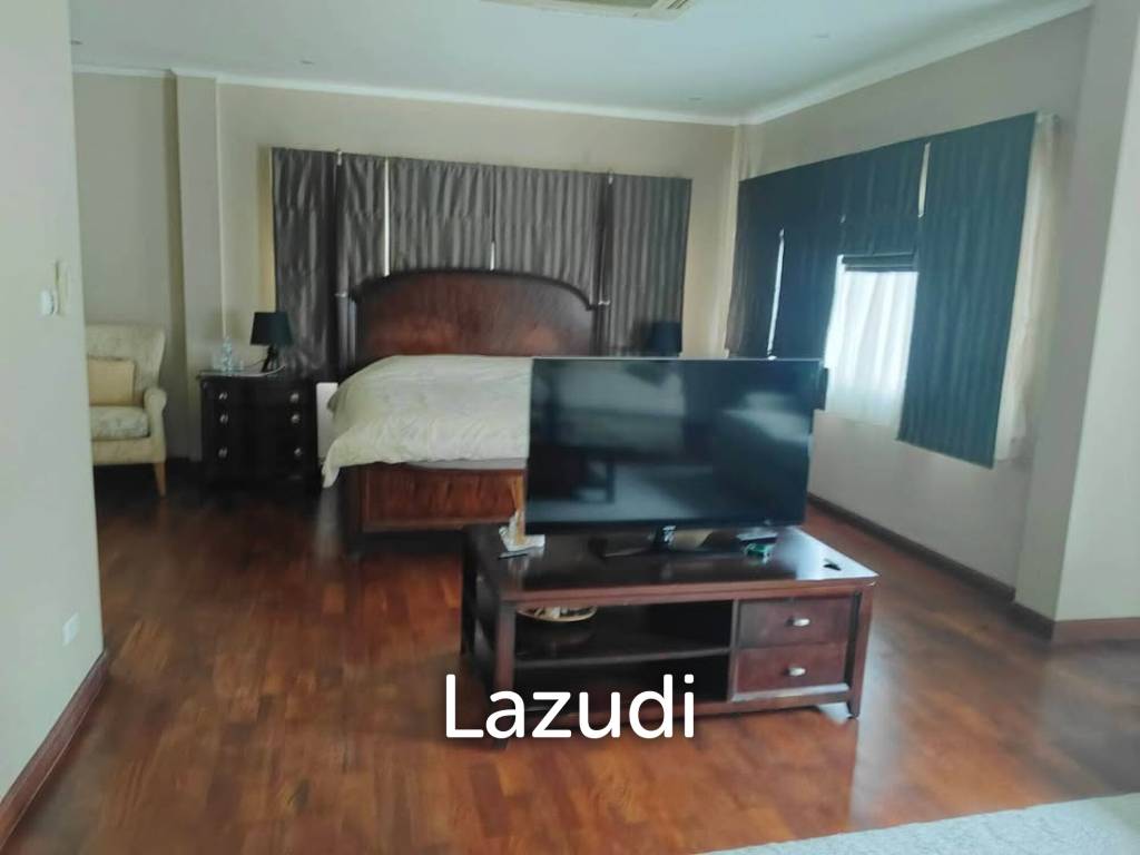 5bed 5bath pool villa for rent