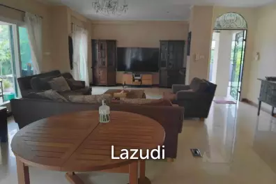 5bed 5bath pool villa for rent