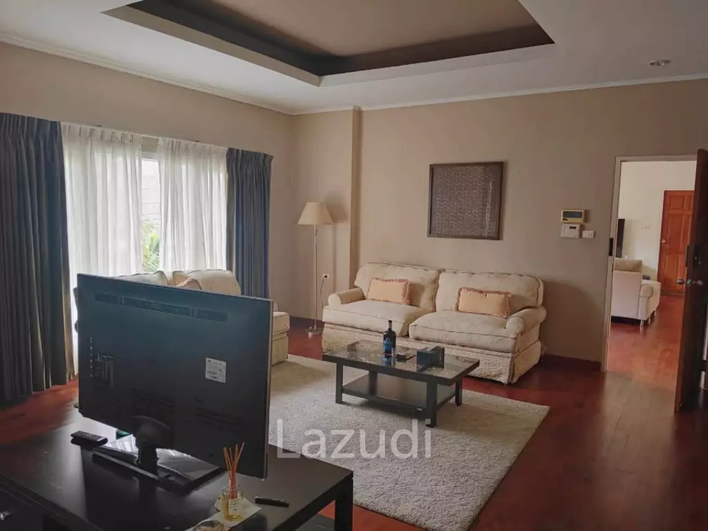 5bed 5bath pool villa for rent