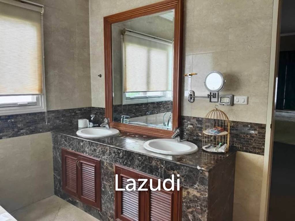 5bed 5bath pool villa for rent