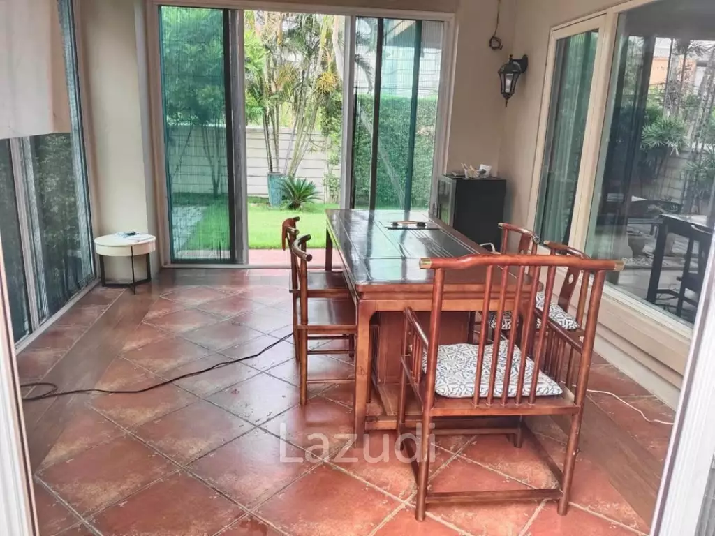 5bed 5bath pool villa for rent