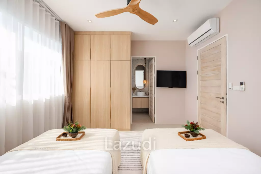 Newly Renovated 4-Bed Villa with Sea and Sunset Views