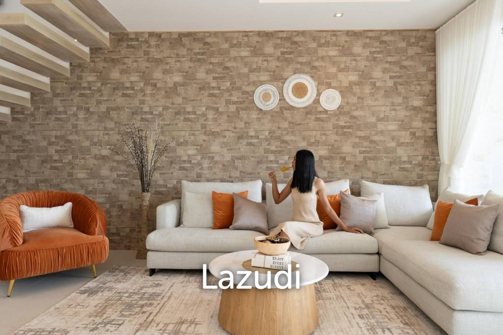 Newly Renovated 4-Bed Villa with Sea and Sunset Views