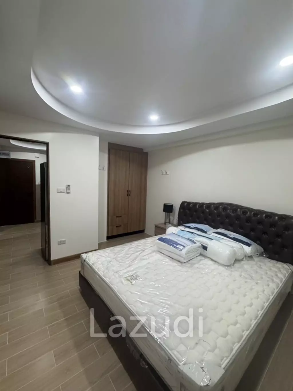 44 SQ.M. 1 Bedroom Condo For Rent At Condotel