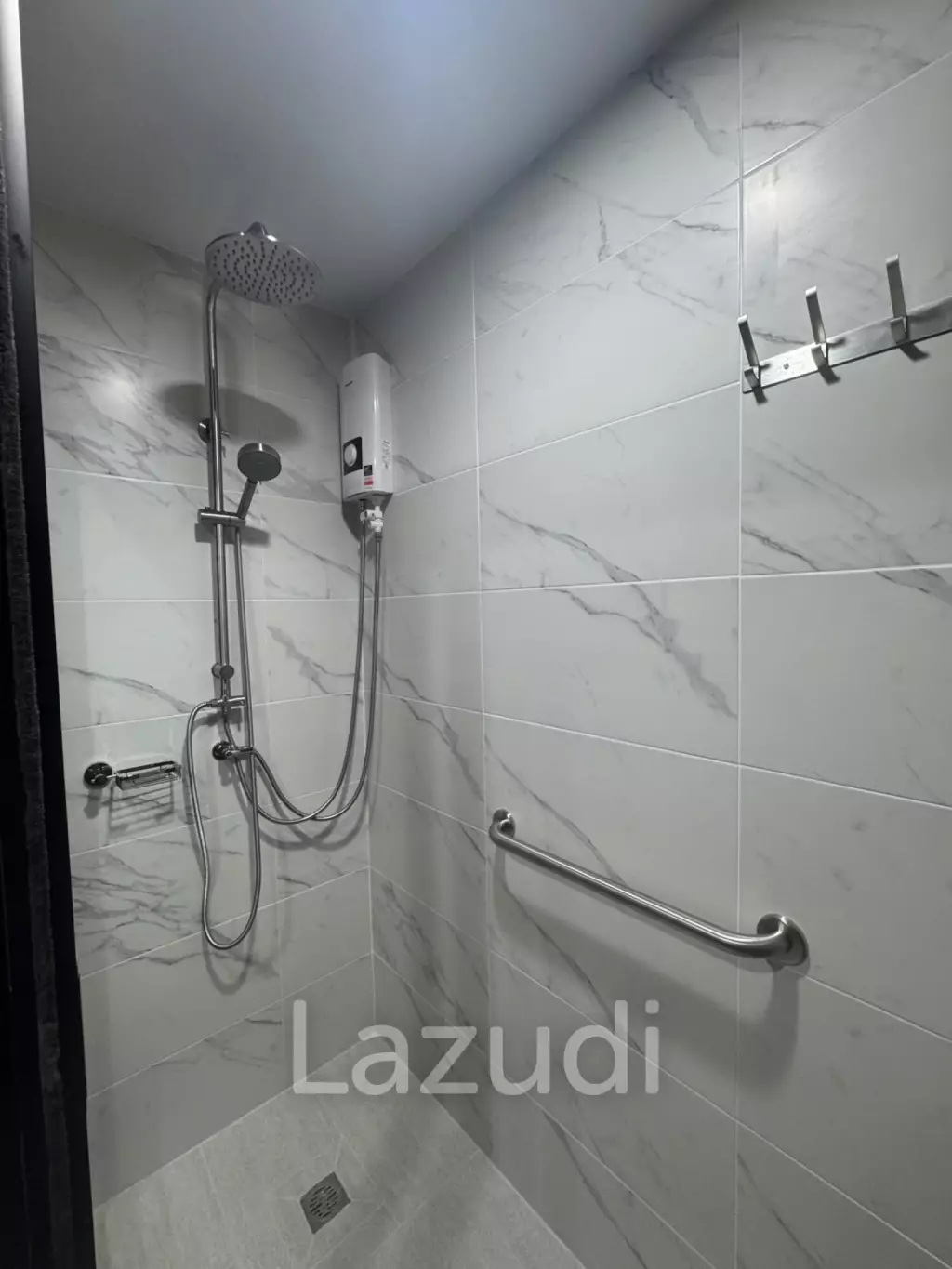 44 SQ.M. 1 Bedroom Condo For Rent At Condotel