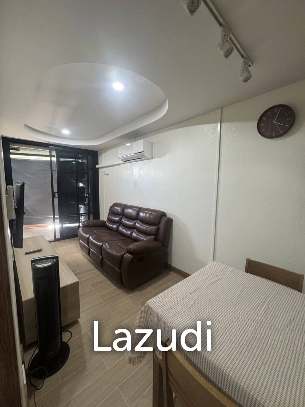 44 SQ.M. 1 Bedroom Condo For Rent At Condotel