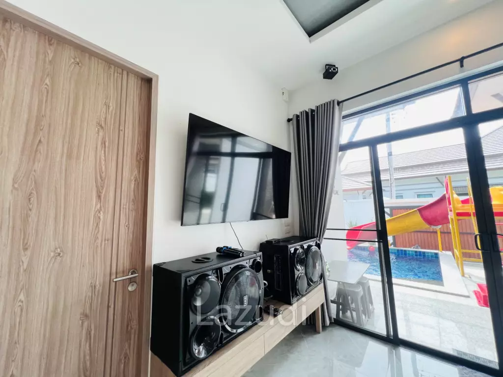 200 sqm modern pool villa in Cha Am Phetchaburi