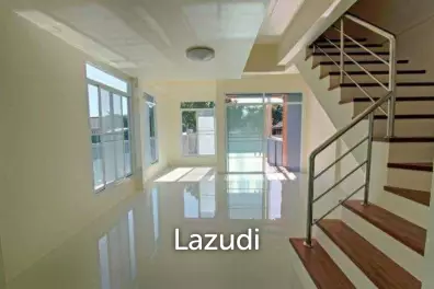 ขายทาวน์โฮม 2 ชั้น 2 ห้องนอน โมเดิร์น ที่ใจกลางเมืองเชียงราย