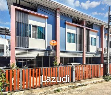 2 Bedrooms 2 Storey Modern Townhome in Chiang Rai