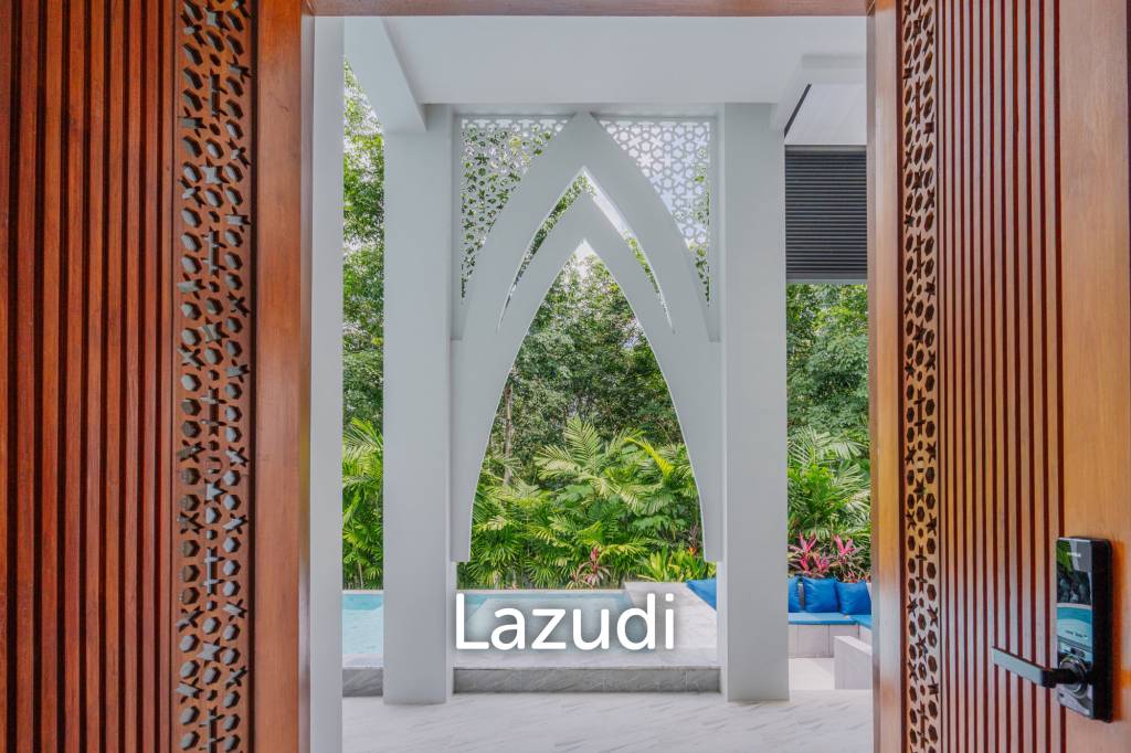 Modern 5-Bedroom Villa in Si Sunthon Thailand