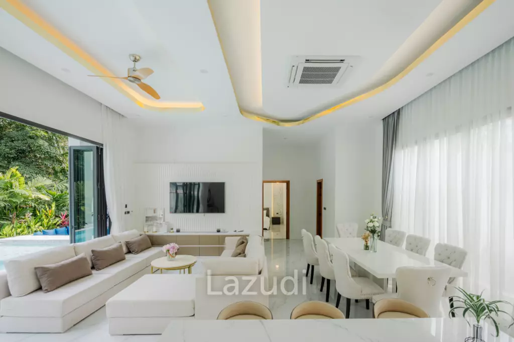 Modern 5-Bedroom Villa in Si Sunthon Thailand