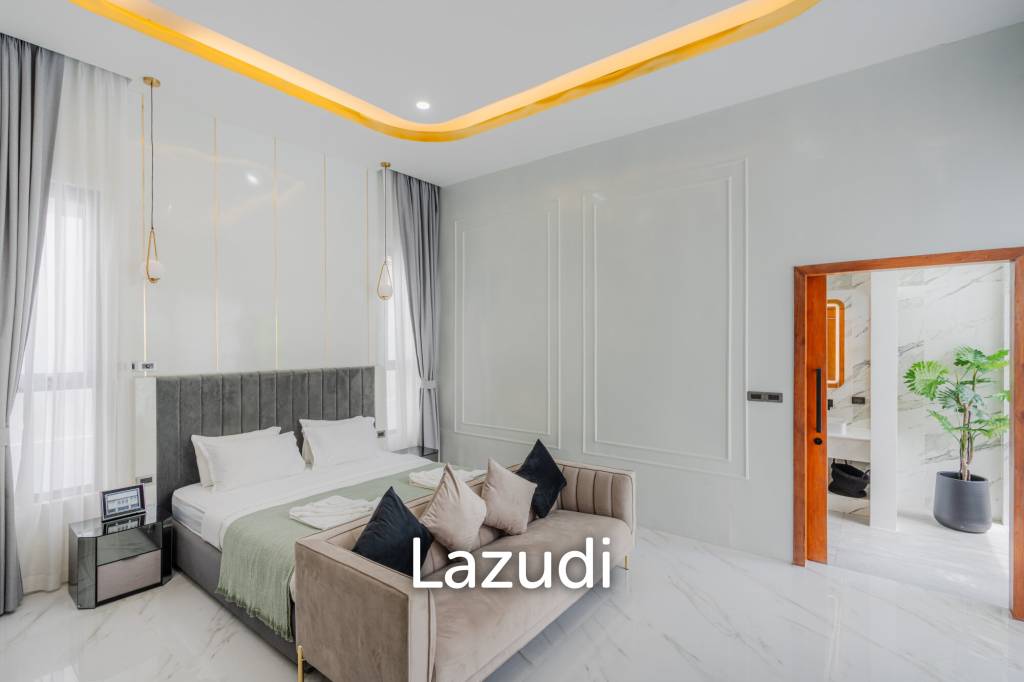 Modern 5-Bedroom Villa in Si Sunthon Thailand