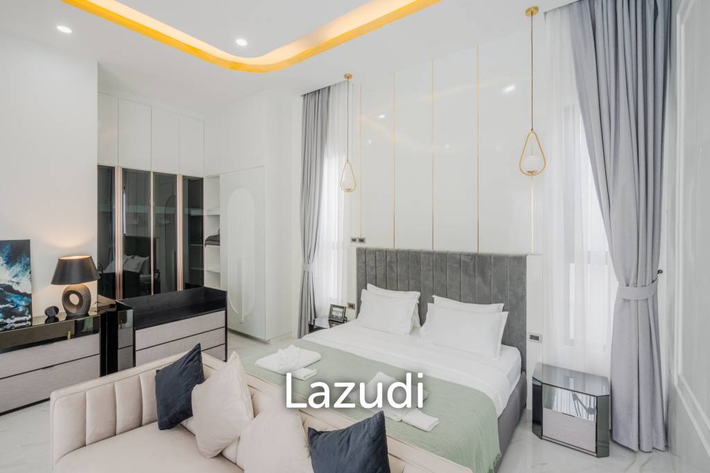 Modern 5-Bedroom Villa in Si Sunthon Thailand