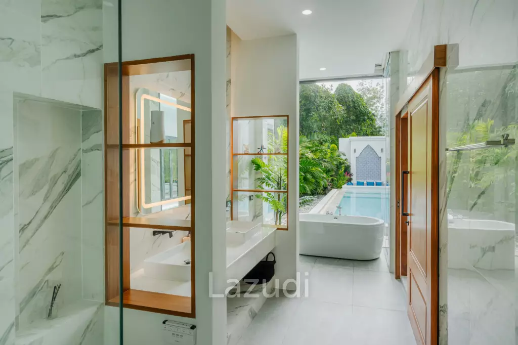 Modern 5-Bedroom Villa in Si Sunthon Thailand