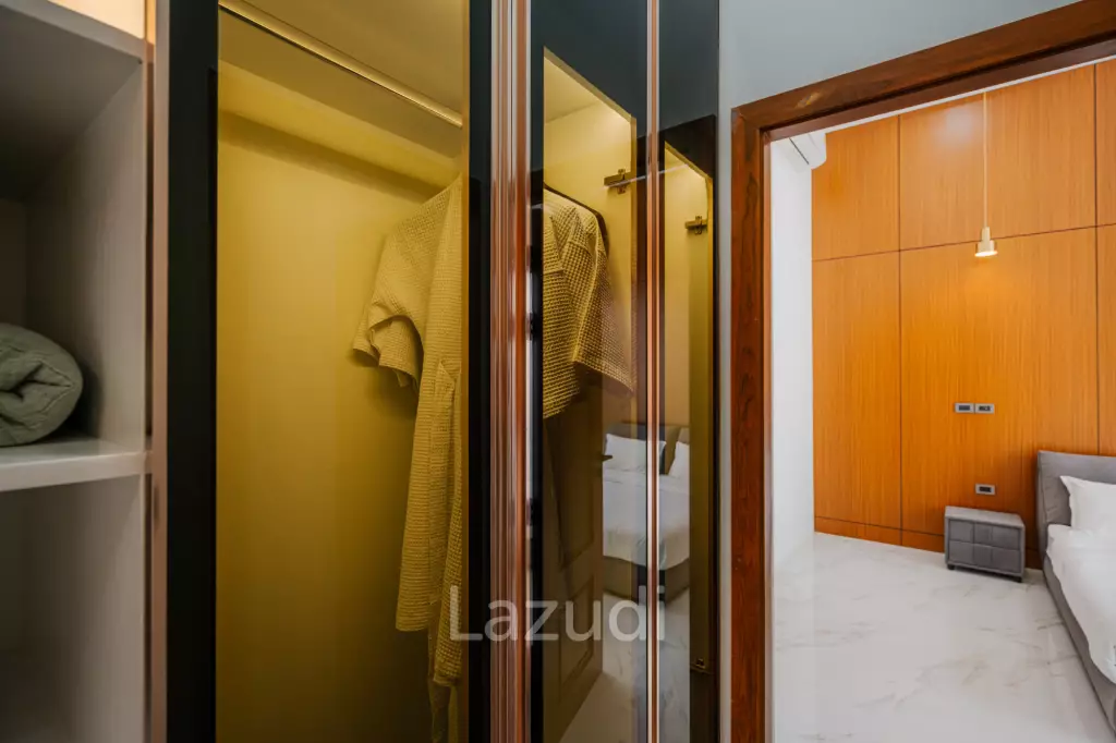 Modern 5-Bedroom Villa in Si Sunthon Thailand