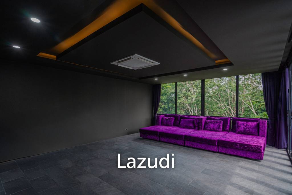 Modern 5-Bedroom Villa in Si Sunthon Thailand